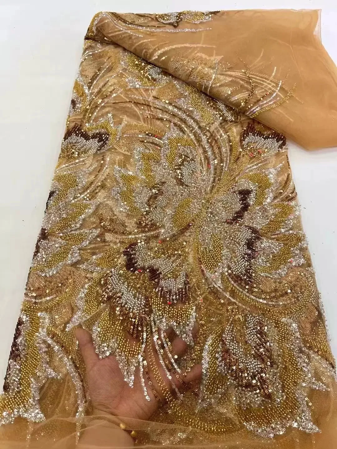 (5yards/pc) High quality tube beads sequins embroidered French net lace gold African party tulle lace for dress 8 colors FSS012
(5yards/pc) High quality tube beads sequins embroidered French net lace gold African party tulle lace for dress 8 colors FSS012