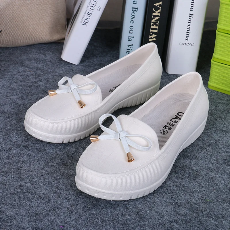 Summer Fashion Women's Slip-On Rain Boots Waterproof Non-Slip Kitchen Work Shoes Outdoor Wear EVA Material Comfortable
Summer Fashion Women's Slip-On Rain Boots Waterproof Non-Slip Kitchen Work Shoes Outdoor Wear EVA Material Comfortable