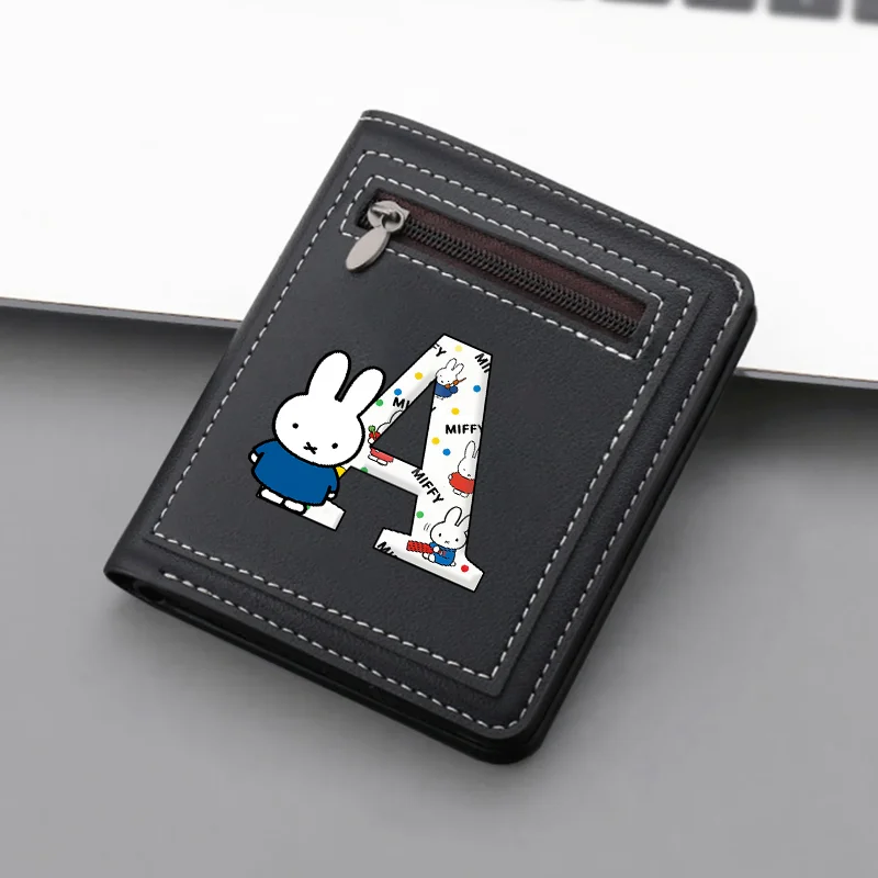 Кошелек Miffy Anime с мультяшным дизайном, 26 букв, портативный картхолдер, новый, для мужчин и женщин, монетница, модный черный кошелек, подарок
Кошелек Miffy Anime с мультяшным дизайном, 26 букв, портативный картхолдер, новый, для мужчин и женщин, монетница, модный черный кошелек, подарок