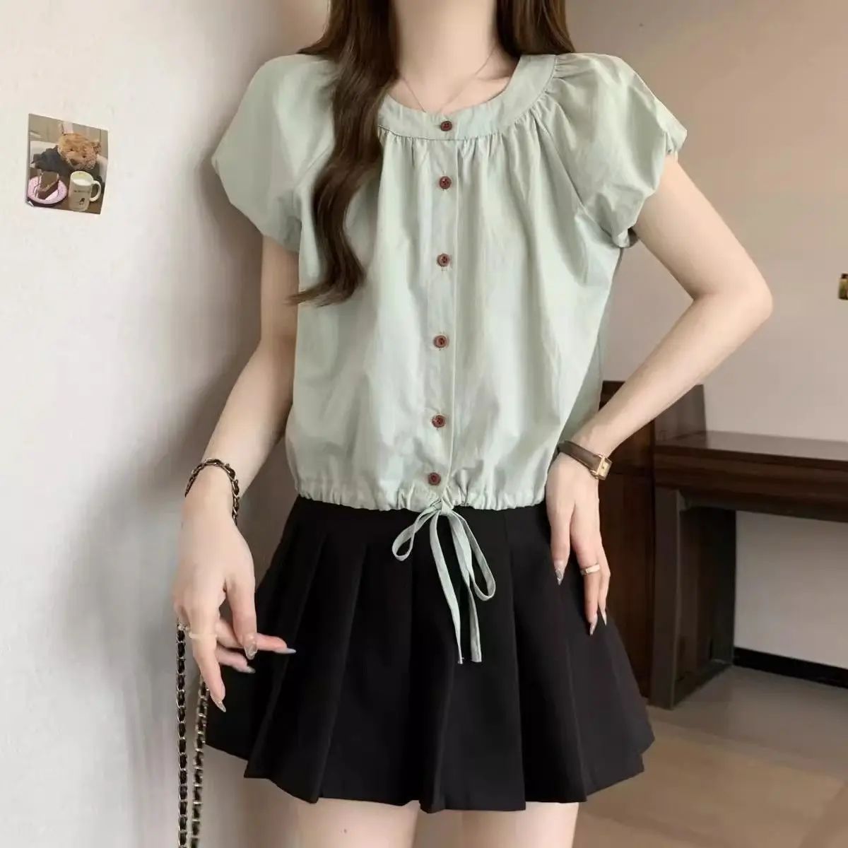French Style Waist Cinched Drawstring Short Sleeves Shirt for Women Summer New Casual Sweet Chic Top Fashion Women Clothing
French Style Waist Cinched Drawstring Short Sleeves Shirt for Women Summer New Casual Sweet Chic Top Fashion Women Clothing