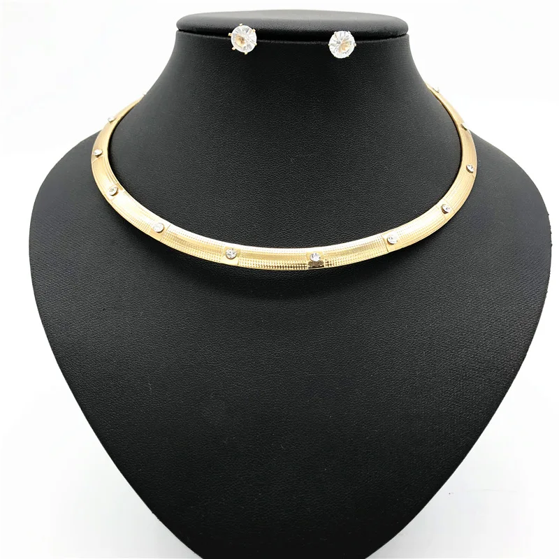 European simple inlaid crystal collar cross-border necklace choker trend jewelry wholesale necklace
European simple inlaid crystal collar cross-border necklace choker trend jewelry wholesale necklace