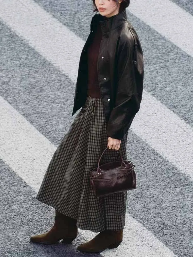 European and American style winter new arrivals fashionable women's clothing design mid-waist pleated plaid skirt
European and American style winter new arrivals fashionable women's clothing design mid-waist pleated plaid skirt
