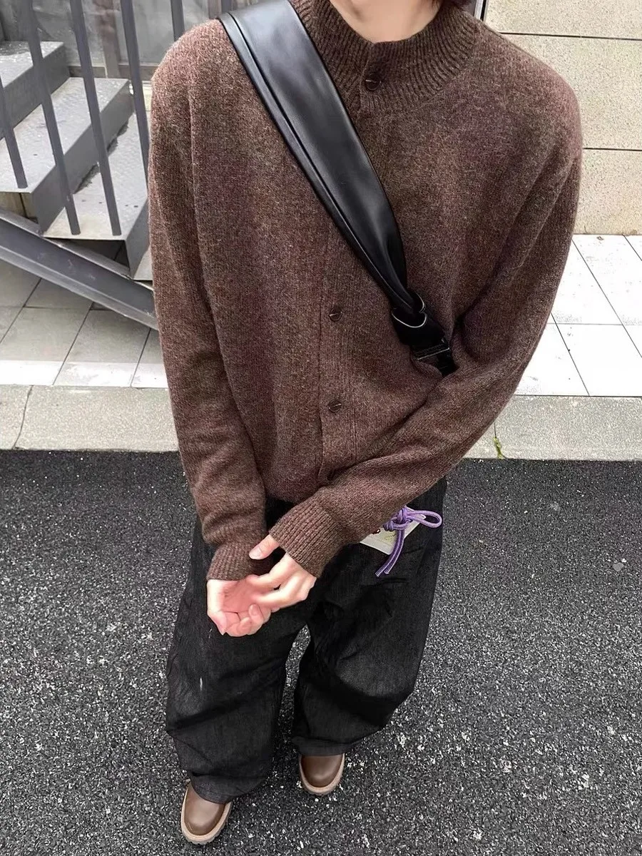 Ay Вязаный повседневный открытый кардиган с воротником-стойкой для подростков, свитер для пар в американском стиле ретро, джет из полиэстера...
Ay Вязаный повседневный открытый кардиган с воротником-стойкой для подростков, свитер для пар в американском стиле ретро, джет из полиэстера...