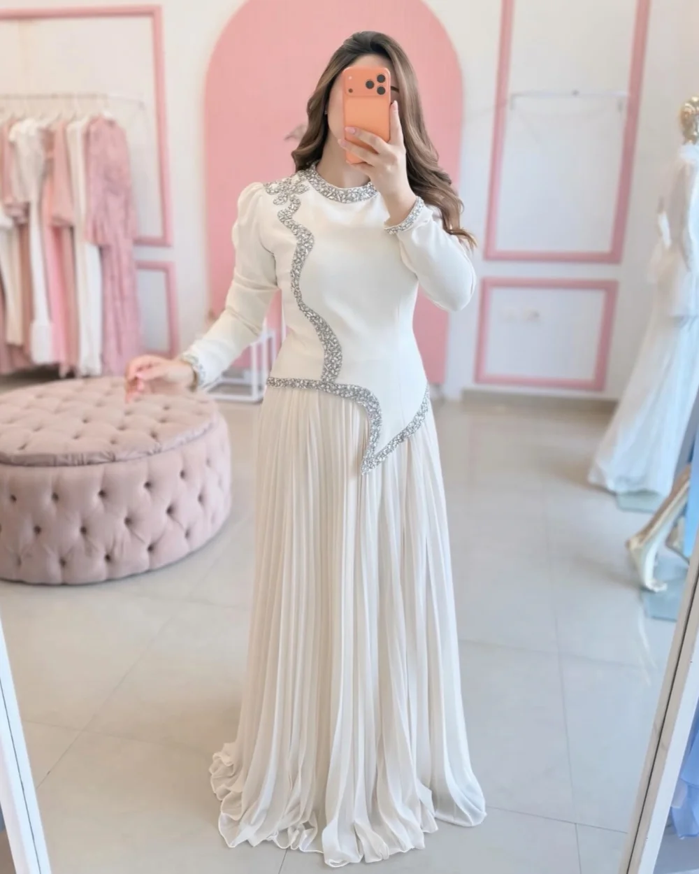 Customized Modern Style Women Jersey Rhinestone Pleat A-Line Evening Dresses Elegant O-Neck Long Sleeves Floor Lenght Party Gown
Customized Modern Style Women Jersey Rhinestone Pleat A-Line Evening Dresses Elegant O-Neck Long Sleeves Floor Lenght Party Gown