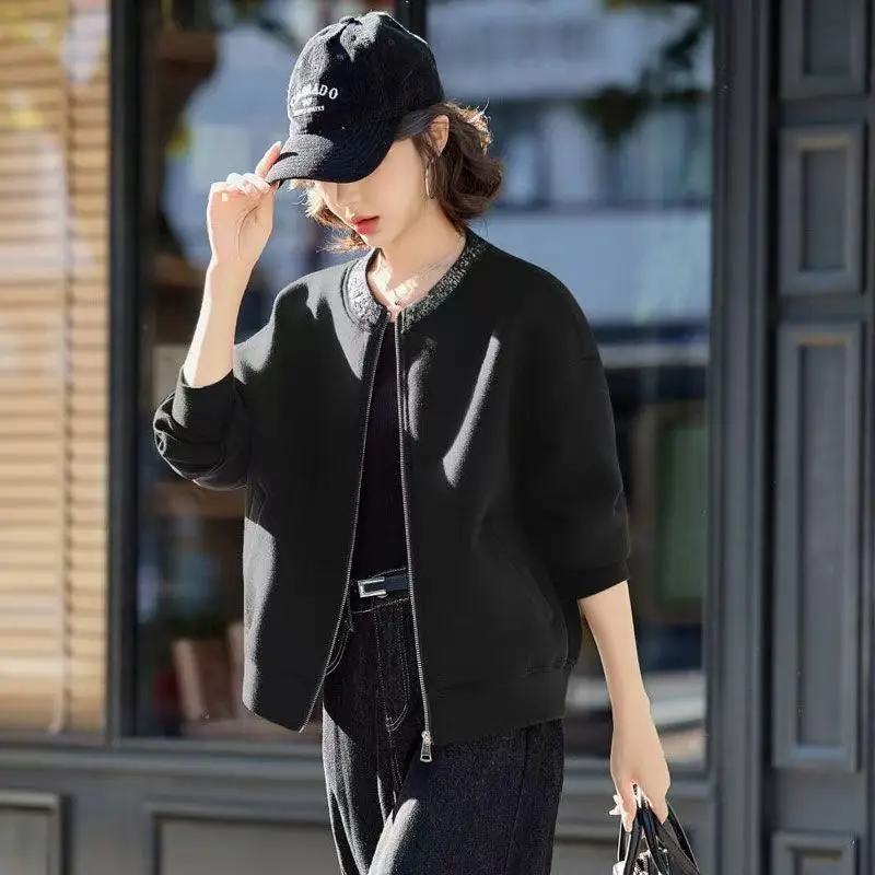 High-Quality Baseball Uniform Coat Women's Spring Autumn 2026 New Korean Jacket Fashion Outerwear Female Cardigan Overwear Tops
High-Quality Baseball Uniform Coat Women's Spring Autumn 2026 New Korean Jacket Fashion Outerwear Female Cardigan Overwear Tops
