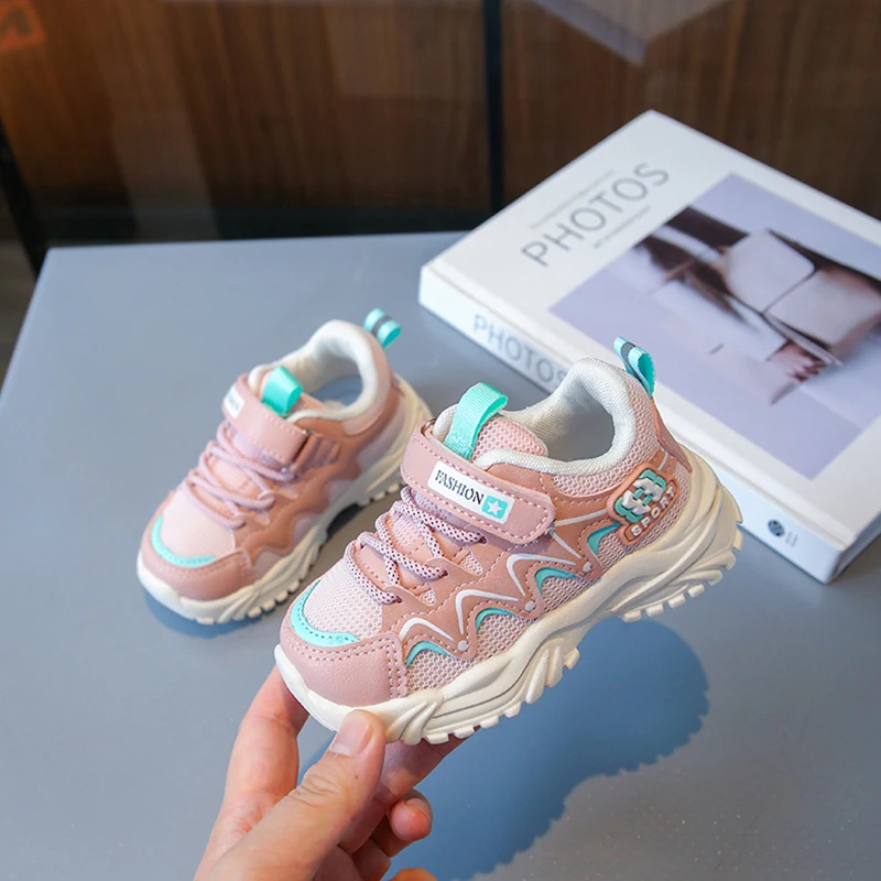New Spring Children's Sports Shoes, Soft Sole, Non-slip Mesh Breathable, Fashionable Outdoor Sneakers Boys Girls Casual Kids
New Spring Children's Sports Shoes, Soft Sole, Non-slip Mesh Breathable, Fashionable Outdoor Sneakers Boys Girls Casual Kids