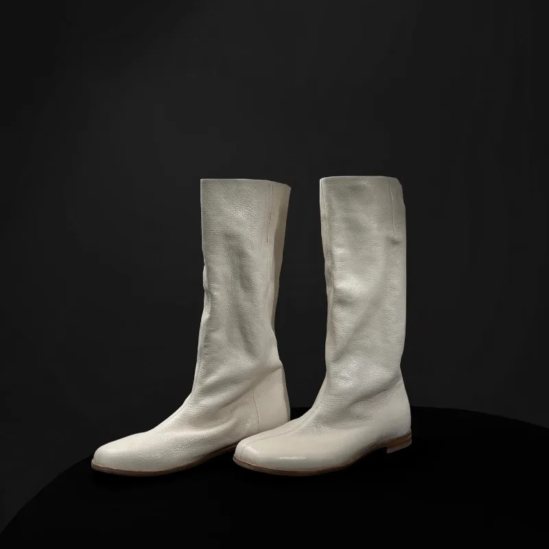 Модные сапоги до колена, женская обувь из натуральной кожи до середины икры с круглым носком, рабочие высокие сапоги «Челси», женские черные, белые
Модные сапоги до колена, женская обувь из натуральной кожи до середины икры с круглым носком, рабочие высокие сапоги «Челси», женские черные, белые