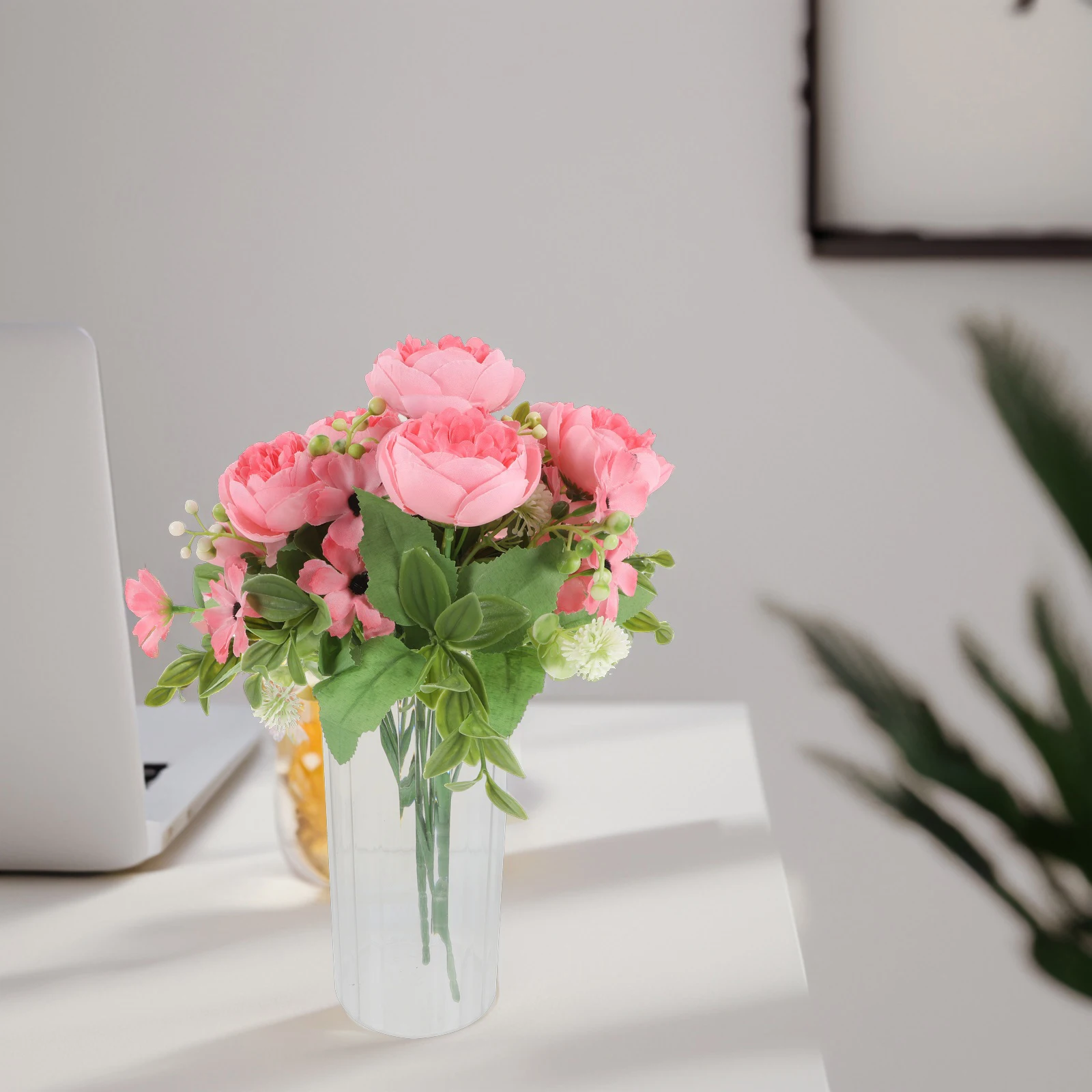 Transparent Fluted Vase Cylinder Modern Hydroponic PET Unbreakable Centerpiece Round Vase for Wedding Home Kitchen Bedroom
Transparent Fluted Vase Cylinder Modern Hydroponic PET Unbreakable Centerpiece Round Vase for Wedding Home Kitchen Bedroom