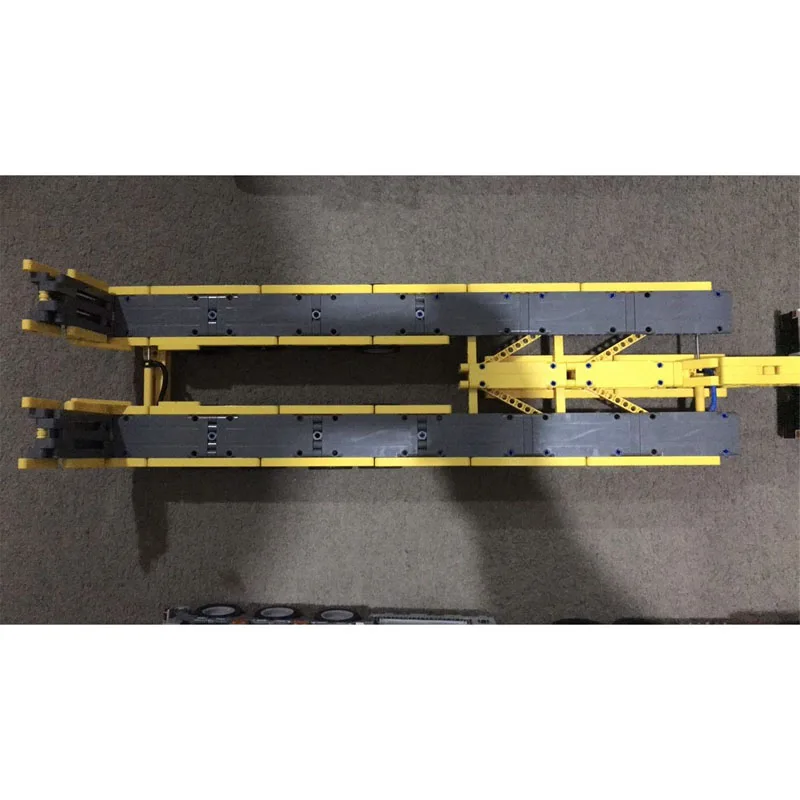 MOC-153558 New Heavy Duty Wide Transport Trailer Building Block Model 735 Parts Creative Birthday Toy Gift for Boys and Children
MOC-153558 New Heavy Duty Wide Transport Trailer Building Block Model 735 Parts Creative Birthday Toy Gift for Boys and Children