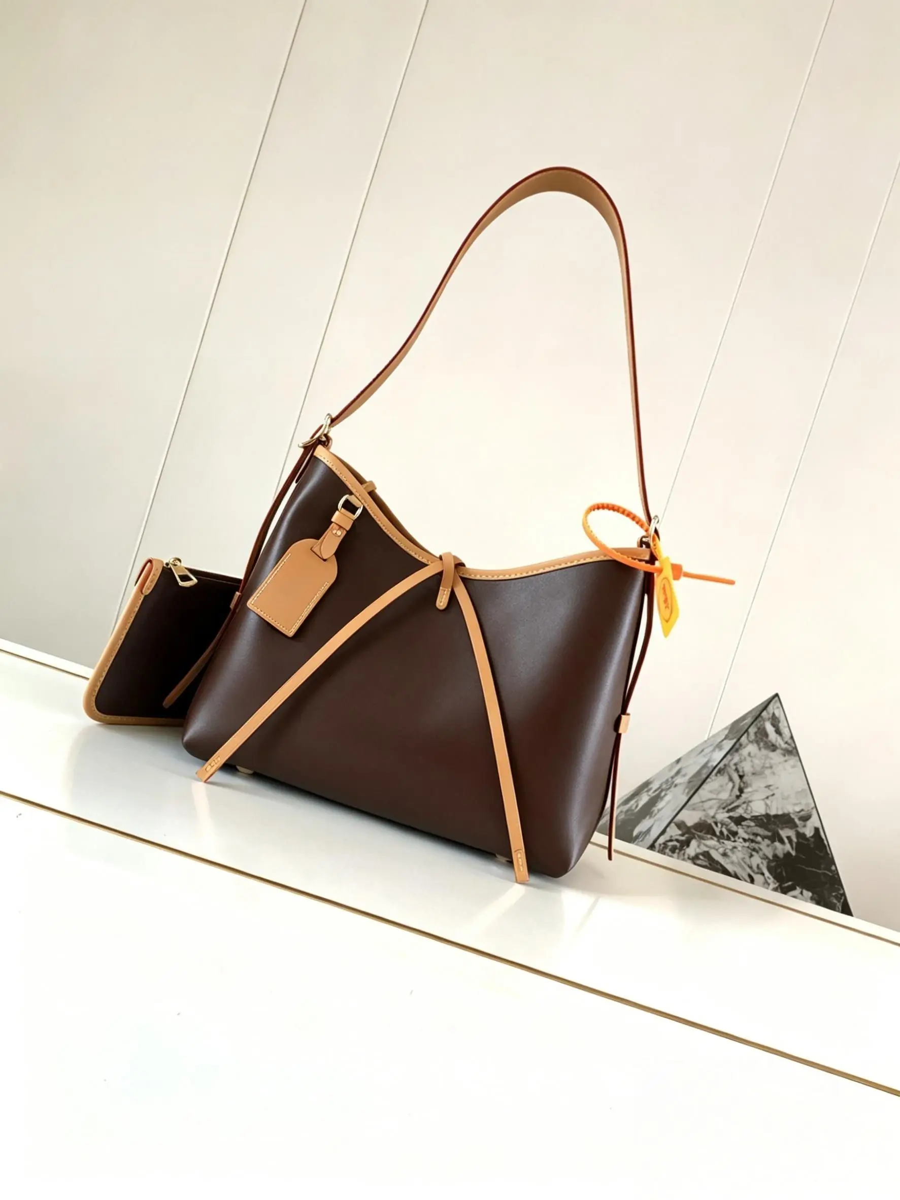Simple Luxury Genuine Leather Underarm Bag Women High Texture All Match Daily Single Shoulder Handbag
Simple Luxury Genuine Leather Underarm Bag Women High Texture All Match Daily Single Shoulder Handbag