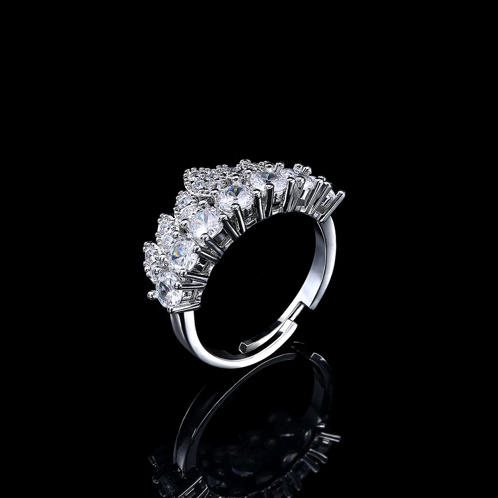 Известный бренд, 4-х предметный свадебный комплект ювелирных украшений с цирконием для женской вечеринки, свадебный комплект украшений с кристаллами CZ в Дубае, Нигерии
Известный бренд, 4-х предметный свадебный комплект ювелирных украшений с цирконием для женской вечеринки, свадебный комплект украшений с кристаллами CZ в Дубае, Нигерии