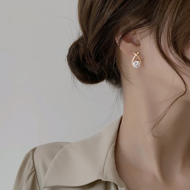 Ehhai Round 0.5CT Moissanite Piercing Vintage Cross Waterdrop Stud Earrings for Women 14K Gold Filled Fine Jewelry Gift Aretes
Ehhai Round 0.5CT Moissanite Piercing Vintage Cross Waterdrop Stud Earrings for Women 14K Gold Filled Fine Jewelry Gift Aretes