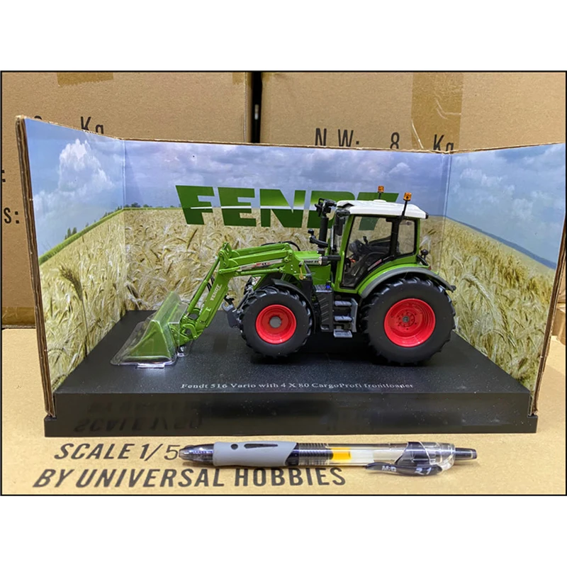 UH литой под давлением масштаб 1:32, Fendt 516, трактор, сельскохозяйственная модель из сплава, коллекция сувенирных украшений, игрушки для автомобиля, украшение, подарок 
UH литой под давлением масштаб 1:32, Fendt 516, трактор, сельскохозяйственная модель из сплава, коллекция сувенирных украшений, игрушки для автомобиля, украшение, подарок