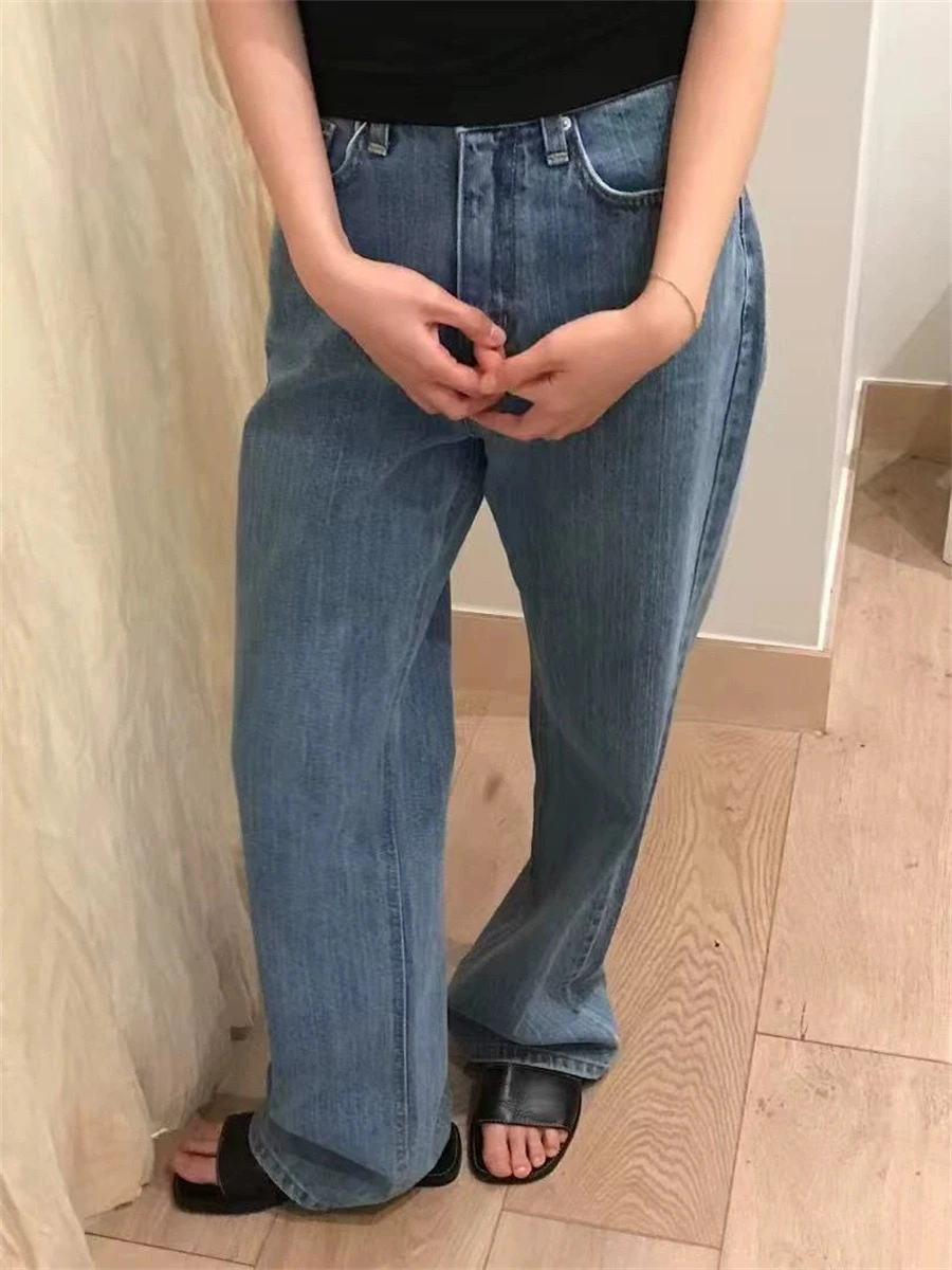 Loose Fit Casual Waed Denim Jeans High Waist Wide Leg Pants Four Seasons Universal Comfortable Loose Trousers for Women
Loose Fit Casual Waed Denim Jeans High Waist Wide Leg Pants Four Seasons Universal Comfortable Loose Trousers for Women