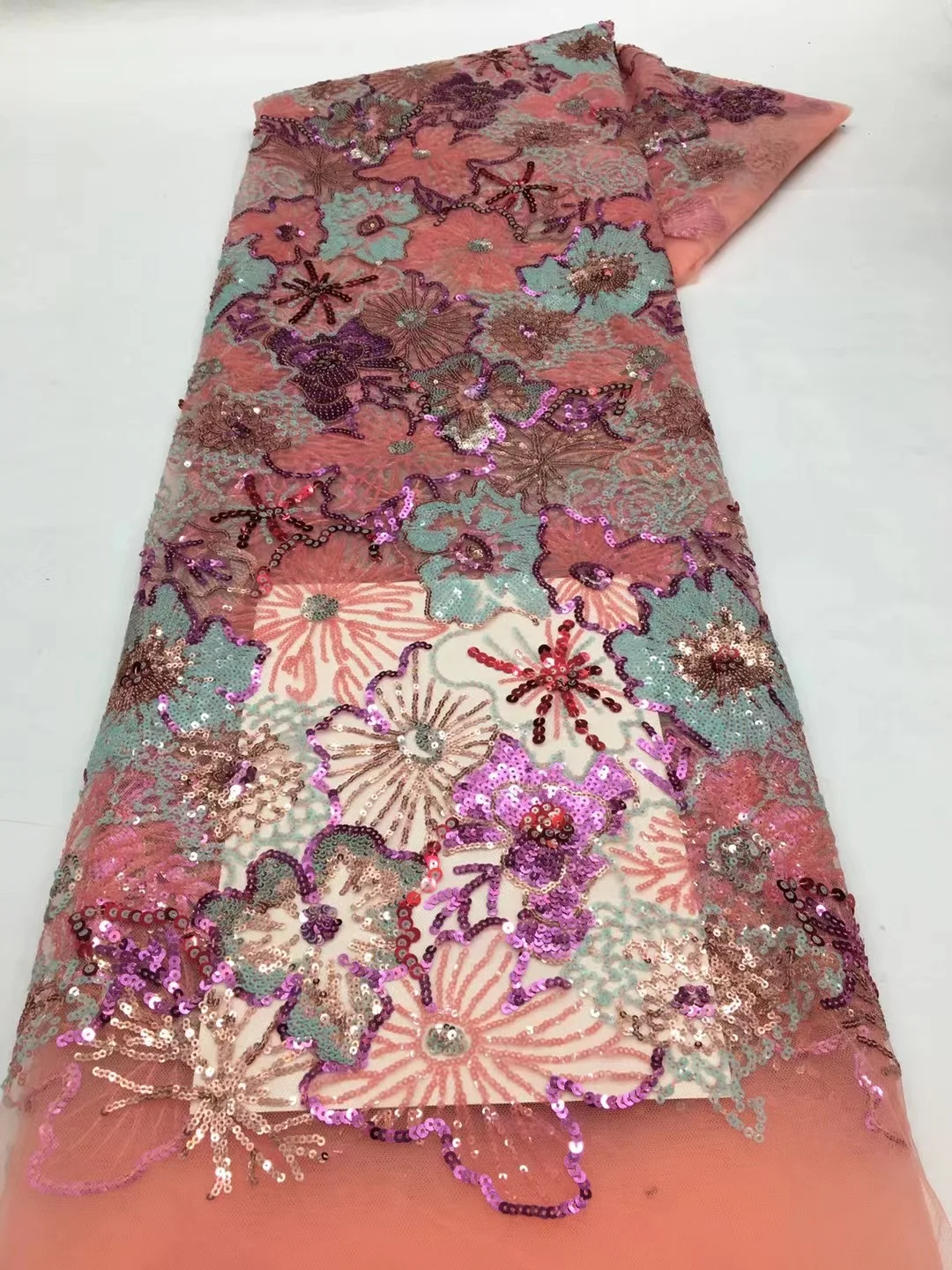 6 colors (5yards/pc) Soft French net lace wonderful embroidered African tulle lace fabric with sequins for party dress FSS496
6 colors (5yards/pc) Soft French net lace wonderful embroidered African tulle lace fabric with sequins for party dress FSS496