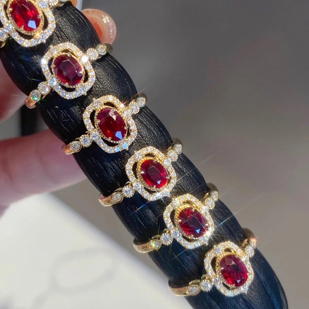 Vintage Rococo Court Style 925 Silver Oval Ruby Ring Big Carat Red Stone Wedding Engagement Finger Band for Women Fine Jewelr
Vintage Rococo Court Style 925 Silver Oval Ruby Ring Big Carat Red Stone Wedding Engagement Finger Band for Women Fine Jewelr
