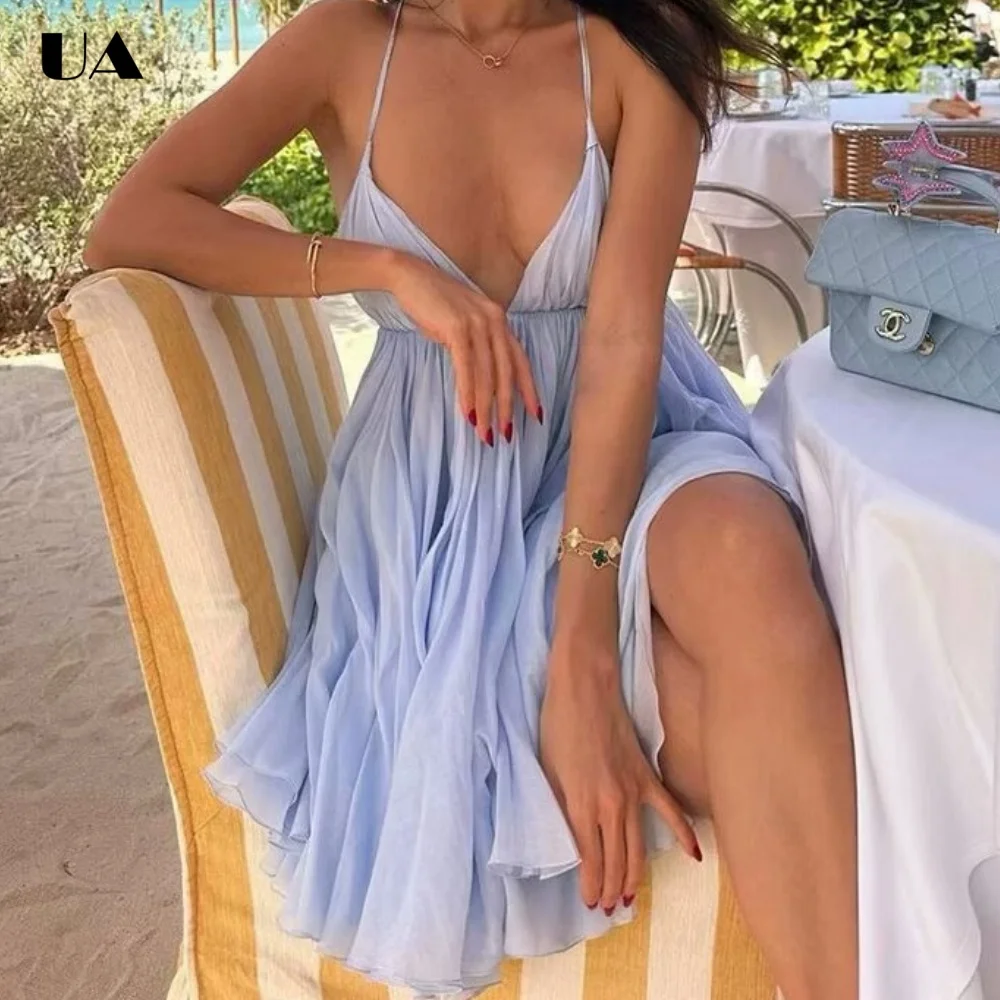 Trendy Loose V-neck Mini Dress with Spaghetti Strap, Hotsweet Backless Lace-up Short Dress for Woman, Fashionable Solid Dress
Trendy Loose V-neck Mini Dress with Spaghetti Strap, Hotsweet Backless Lace-up Short Dress for Woman, Fashionable Solid Dress