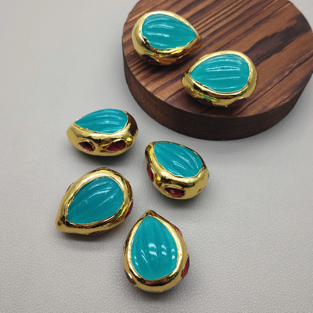 5 PCS Green Jade Stripe Teardrop Connector Pendant Beads For DIY
5 PCS Green Jade Stripe Teardrop Connector Pendant Beads For DIY