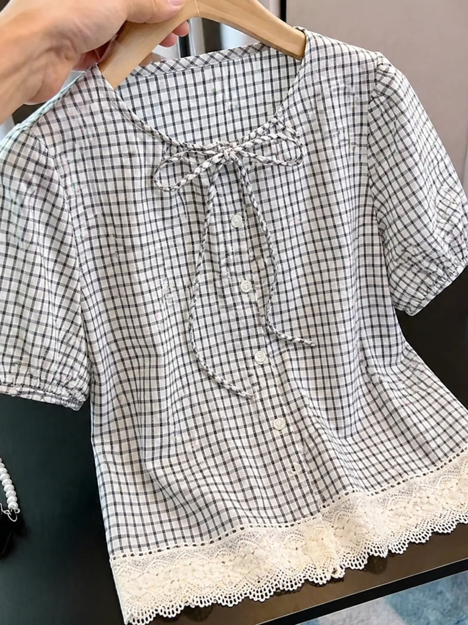Elegant Plaid round Neck Ribbon Design Loose Fit Short Sleeve Shirt Stylish Top for Women Commute Style Summer Fashion
Elegant Plaid round Neck Ribbon Design Loose Fit Short Sleeve Shirt Stylish Top for Women Commute Style Summer Fashion