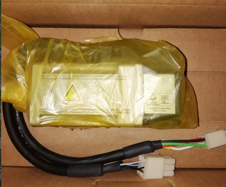 MSMD012P1N MHMD022P1V MSMD022P1V MADHT1505CA1 MSMD012P1V MSMD012P1D MSME022G1U MSMD022P1U New and Original Drive/Motor
MSMD012P1N MHMD022P1V MSMD022P1V MADHT1505CA1 MSMD012P1V MSMD012P1D MSME022G1U MSMD022P1U New and Original Drive/Motor