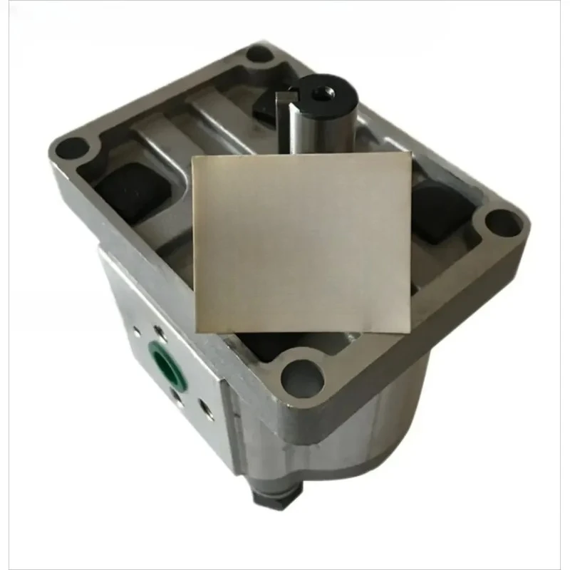 Gear pump, hydraulic oil pump CBN-F310 F314 F306 F320 F325 F316
Gear pump, hydraulic oil pump CBN-F310 F314 F306 F320 F325 F316