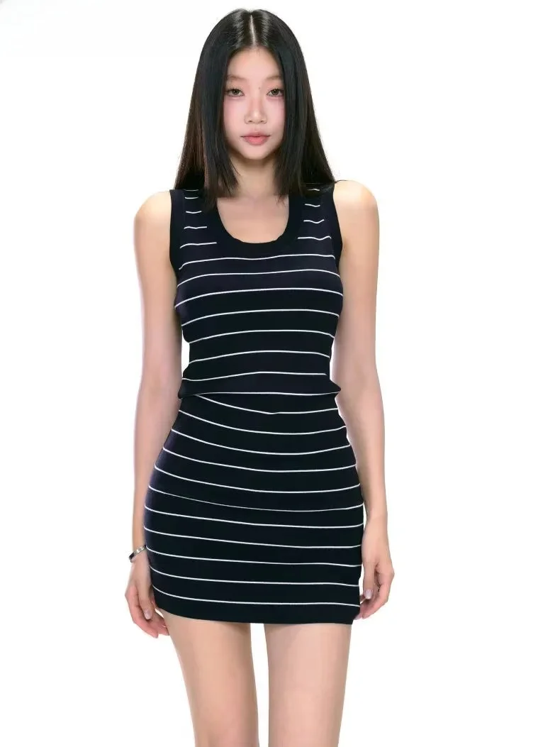 Simple Striped Sleeveless Mini Dress Women Summer Temperament Slim Waist Dresses Retro Casual Spicy Girl Vestidos
Simple Striped Sleeveless Mini Dress Women Summer Temperament Slim Waist Dresses Retro Casual Spicy Girl Vestidos