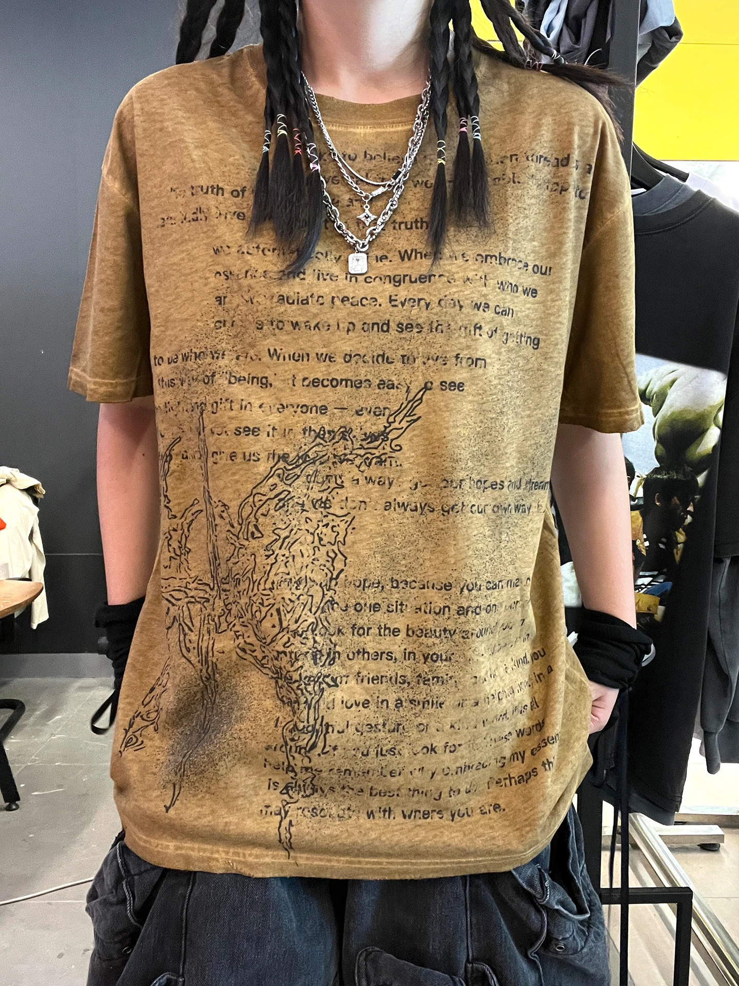 Wang Studio 180G Gothic Visual Style Abi Short Sleeve T-Shirt Vintage Aged No Hole Punched Outfit Top Fashion Accessory
Wang Studio 180G Gothic Visual Style Abi Short Sleeve T-Shirt Vintage Aged No Hole Punched Outfit Top Fashion Accessory