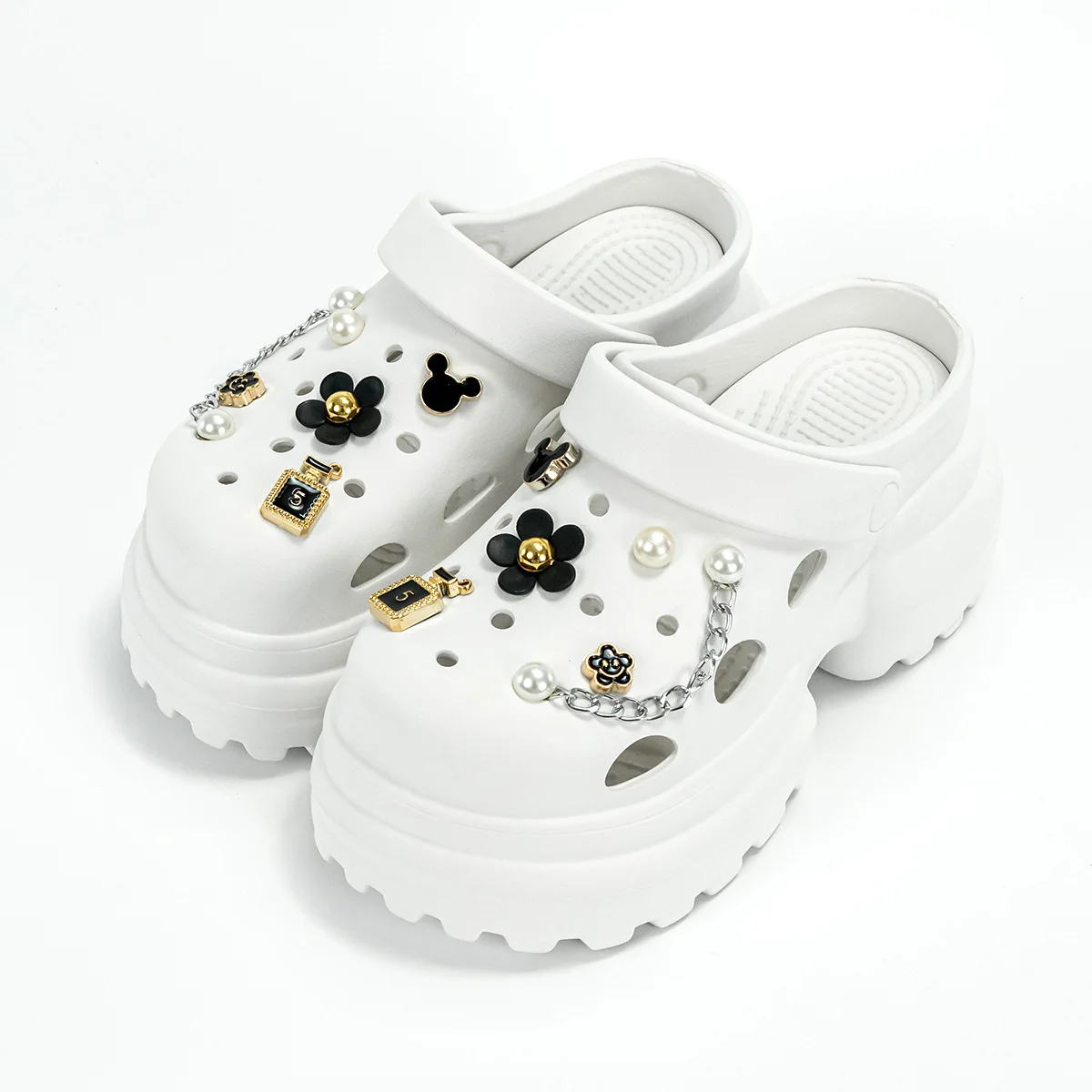 Ladies Sandals Summer New Cave Shoes Summer Ladies Beach Slippers Women's Flat Garden Sandals Classic Clogs Shoes Slippers
Ladies Sandals Summer New Cave Shoes Summer Ladies Beach Slippers Women's Flat Garden Sandals Classic Clogs Shoes Slippers