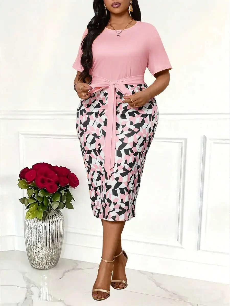 Plus Size Women Geometric Print Short Sleeve Tie Waist Midi Dress
Plus Size Women Geometric Print Short Sleeve Tie Waist Midi Dress