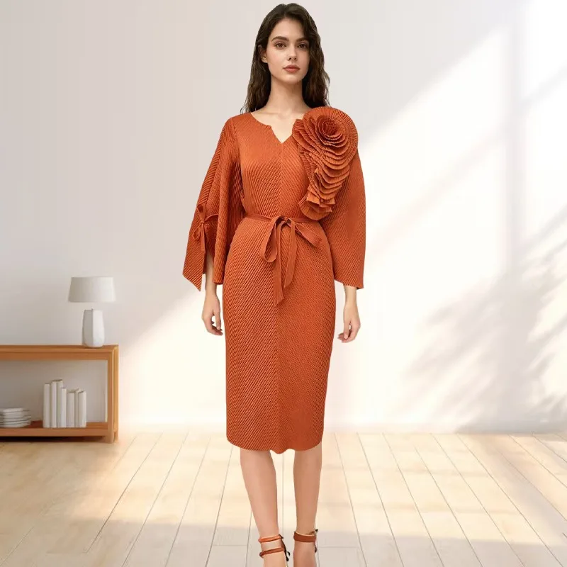 Miyake 2022, осенние новые однотонные трехмерные цветочные темпераментные тонкие и тонкие модные морщинистые женские платья Америки
Miyake 2022, осенние новые однотонные трехмерные цветочные темпераментные тонкие и тонкие модные морщинистые женские платья Америки