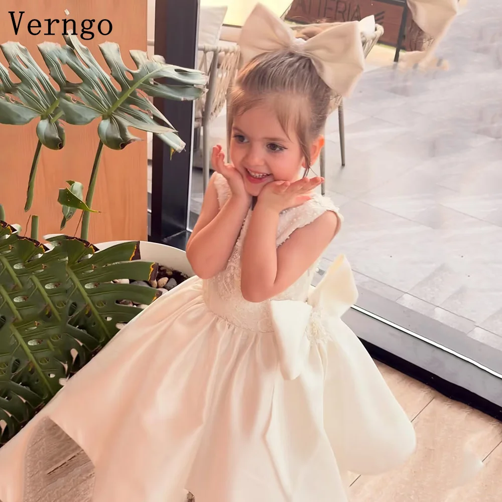 Verngo lvory Satin Girl Birthday Party Dress O Neck Sleeveless A Line Sequined Pleated Kid Flowers Dress Customized
Verngo lvory Satin Girl Birthday Party Dress O Neck Sleeveless A Line Sequined Pleated Kid Flowers Dress Customized