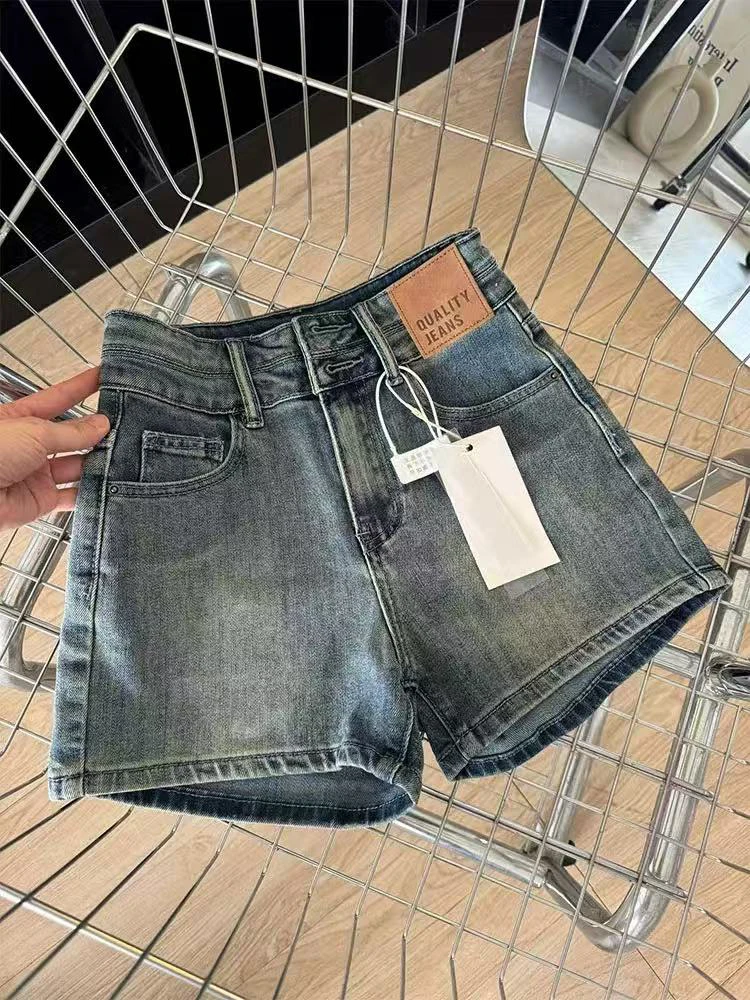 American Retro Denim Shorts Women Summer High Waist Streetwear Casual Washed Shorts Y2K Sexy Hot Girl A Line Hip Jeans Mujer
American Retro Denim Shorts Women Summer High Waist Streetwear Casual Washed Shorts Y2K Sexy Hot Girl A Line Hip Jeans Mujer