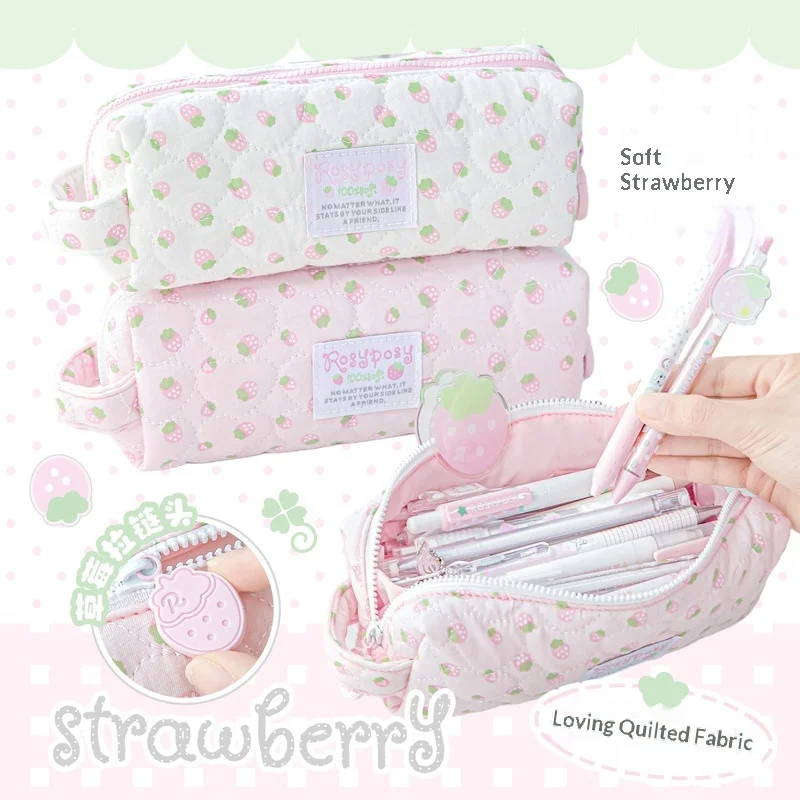 Плюшевый пенал RosyPosy Strawberry с широким отверстием, большой вместимостью, моющейся подкладкой, для хранения канцелярских принадлежностей, для женщин и школьников
Плюшевый пенал RosyPosy Strawberry с широким отверстием, большой вместимостью, моющейся подкладкой, для хранения канцелярских принадлежностей, для женщин и школьников