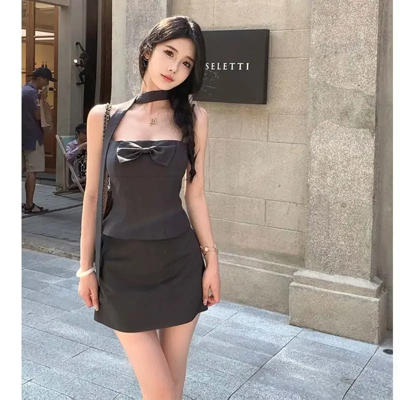 Elegant Office Lady 2 Piece Skirt Sets Women Summer Grey Bow Strap Y2k Crop Top High Waist Mini Skirt Korean Fashion Suits Chic
Elegant Office Lady 2 Piece Skirt Sets Women Summer Grey Bow Strap Y2k Crop Top High Waist Mini Skirt Korean Fashion Suits Chic