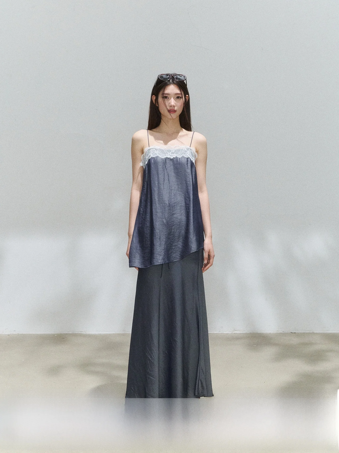 Romantic Escape Moonlight Tidal Loose Feel Set Denim Satin Halter Drapey Skirt Women's Fashion Set Summer Autumn Spring
Romantic Escape Moonlight Tidal Loose Feel Set Denim Satin Halter Drapey Skirt Women's Fashion Set Summer Autumn Spring