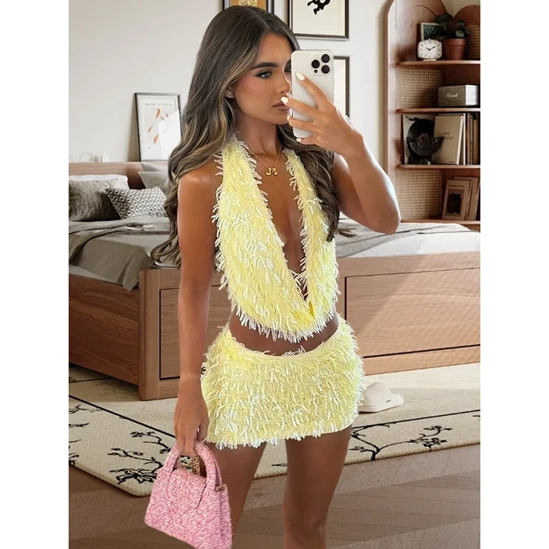 Sexy Slimming V-Neck Short Skirt Set for Women 2025 Independent Cross-Border Station Spicy Girl Fashionable Mid-Waist Shorts
Sexy Slimming V-Neck Short Skirt Set for Women 2025 Independent Cross-Border Station Spicy Girl Fashionable Mid-Waist Shorts