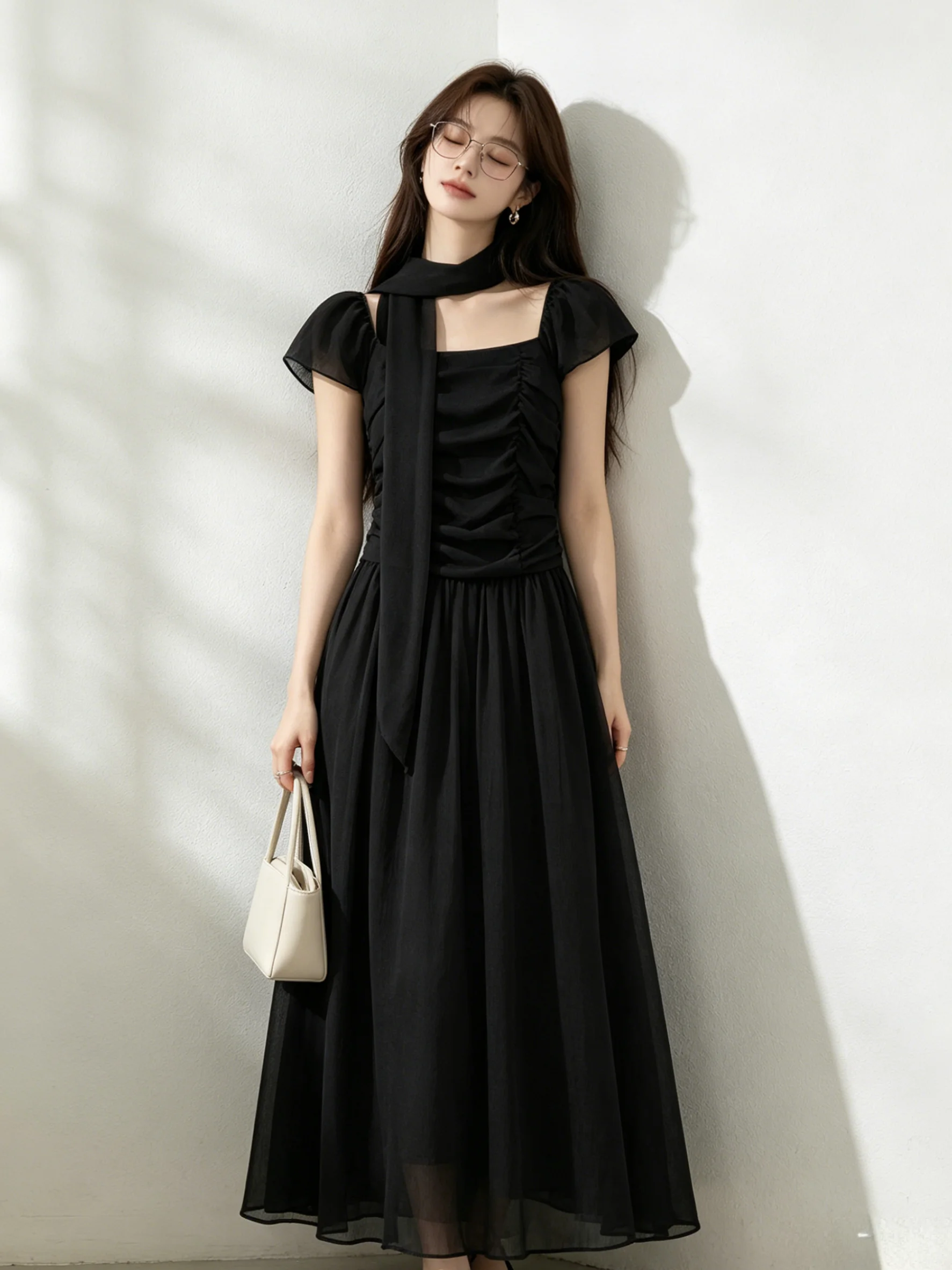 Hebe Style Elegant Beautiful Pleated Waist Cinching Square Neck Long Dress Summer Sweet Short Sleeve Women's Dress
Hebe Style Elegant Beautiful Pleated Waist Cinching Square Neck Long Dress Summer Sweet Short Sleeve Women's Dress