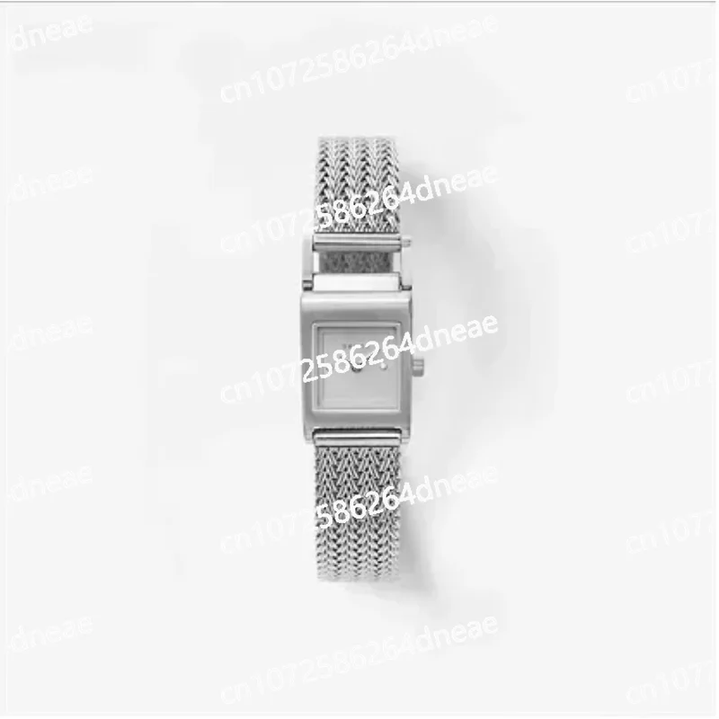 Retro dial Small exquisite women's square medieval niche women's watch Quartz watch
Retro dial Small exquisite women's square medieval niche women's watch Quartz watch