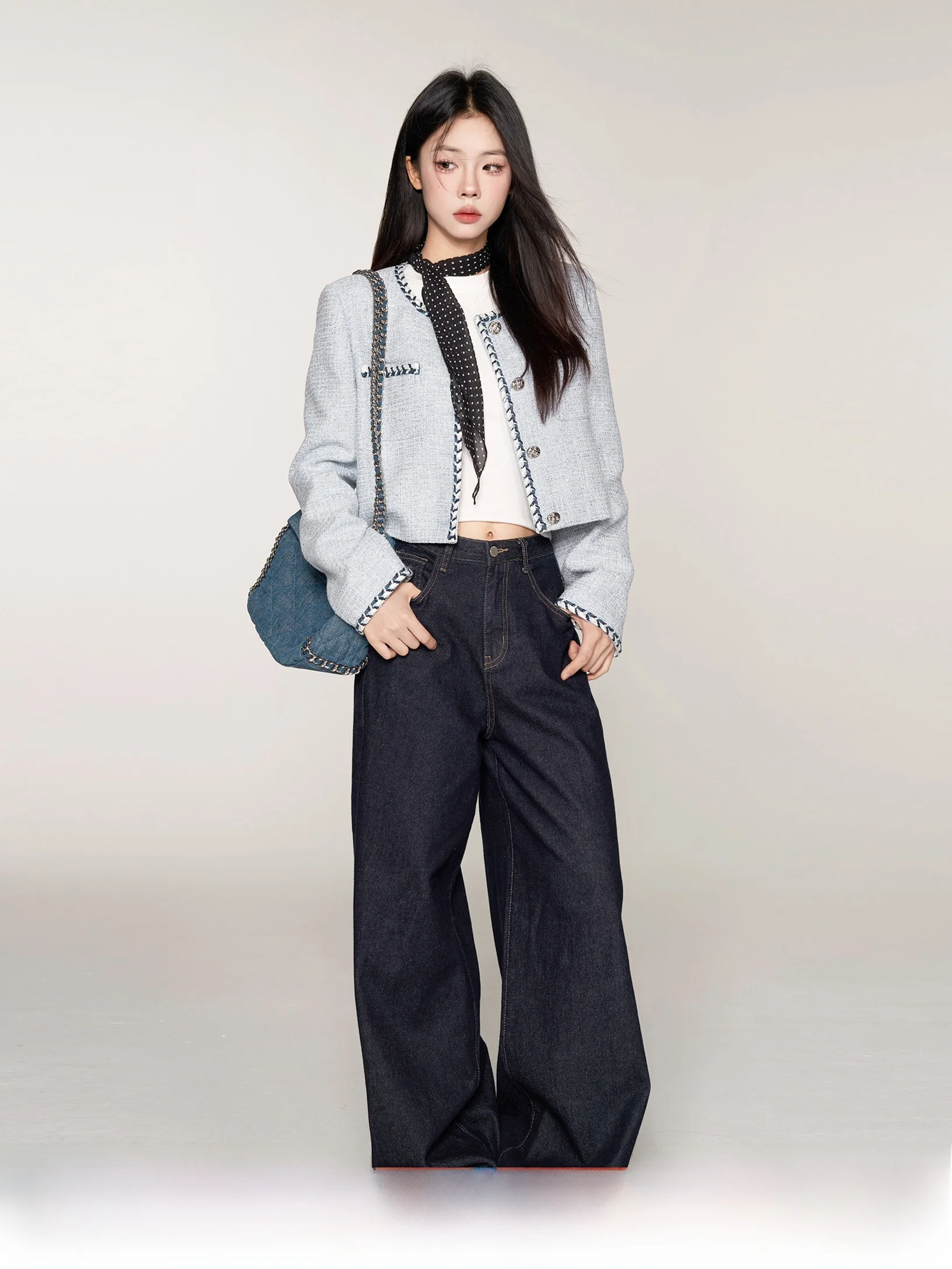 Широкие джинсы прямого кроя с высокой талией, женские повседневные свободные универсальные длинные брюки, осень 2024, новинка Sle Commute Wa
Широкие джинсы прямого кроя с высокой талией, женские повседневные свободные универсальные длинные брюки, осень 2024, новинка Sle Commute Wa