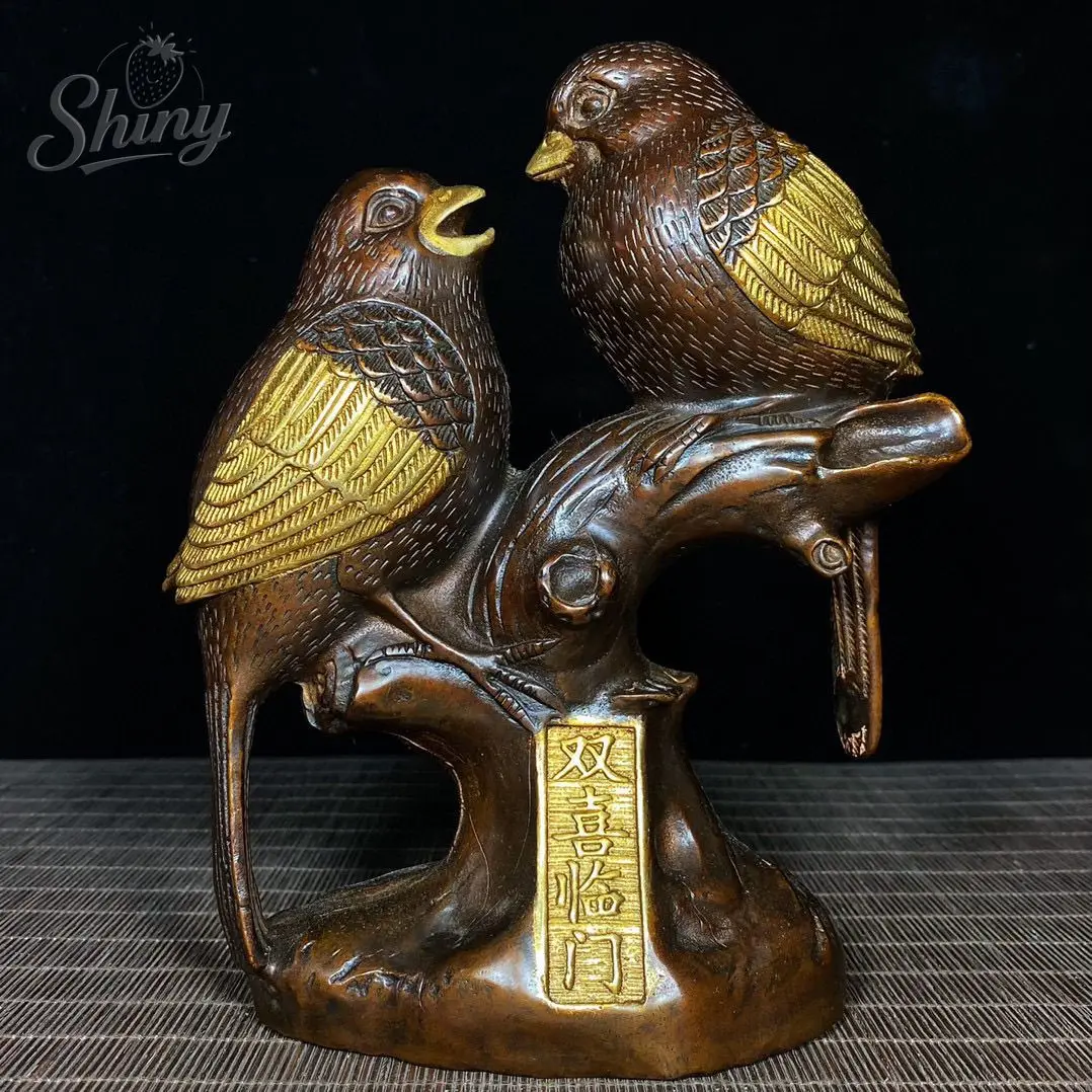 Chinese Antique Copper Hand-carved Double Magpie Happiness Statue Wedding Decor Ornament Desktop Decorative Items
Chinese Antique Copper Hand-carved Double Magpie Happiness Statue Wedding Decor Ornament Desktop Decorative Items