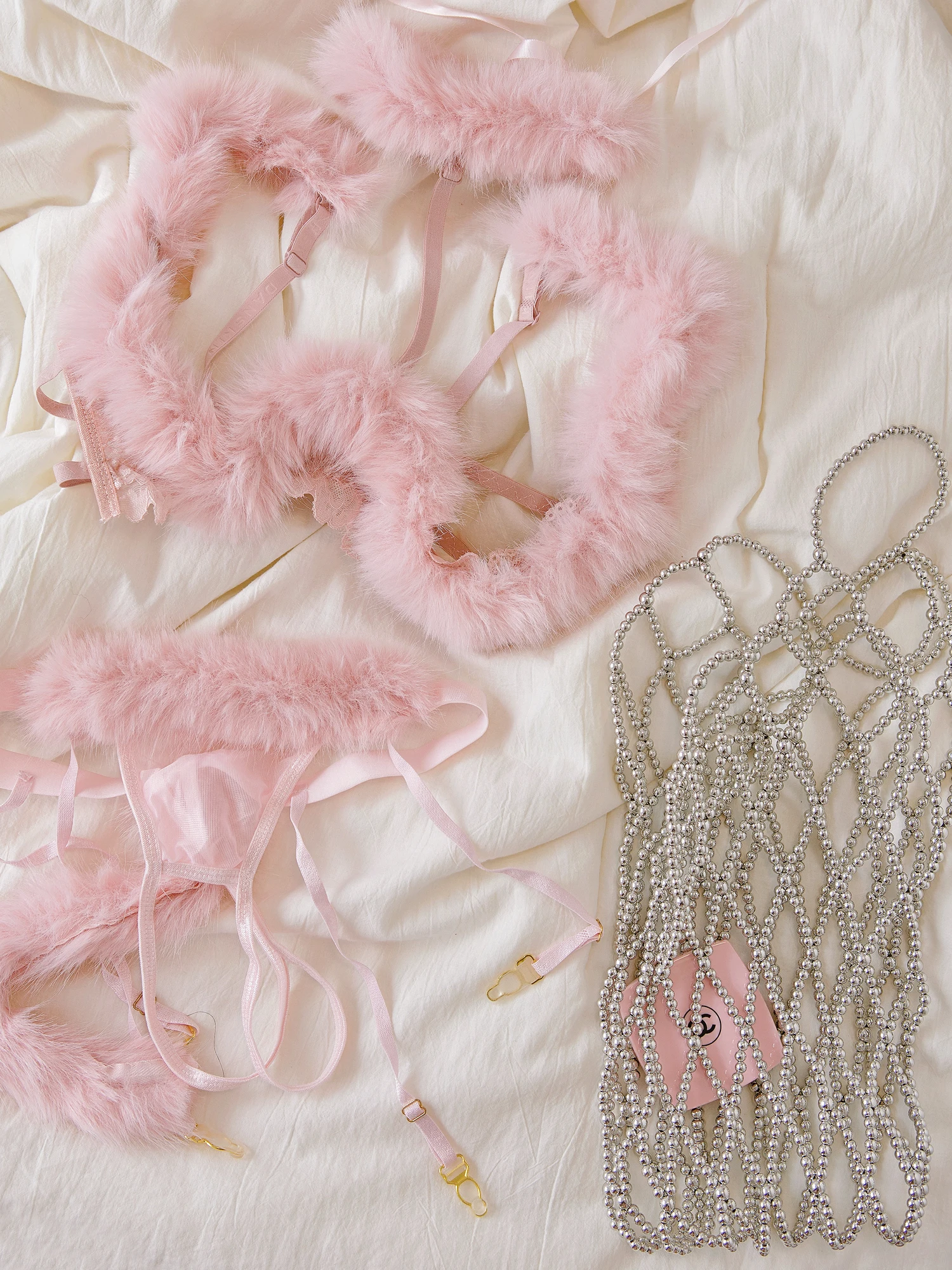 Кружевной бюстгальтер с перьями и съемными двойными бретелями, женское розовое нижнее белье, трусы, костюм, женское нижнее белье
Кружевной бюстгальтер с перьями и съемными двойными бретелями, женское розовое нижнее белье, трусы, костюм, женское нижнее белье