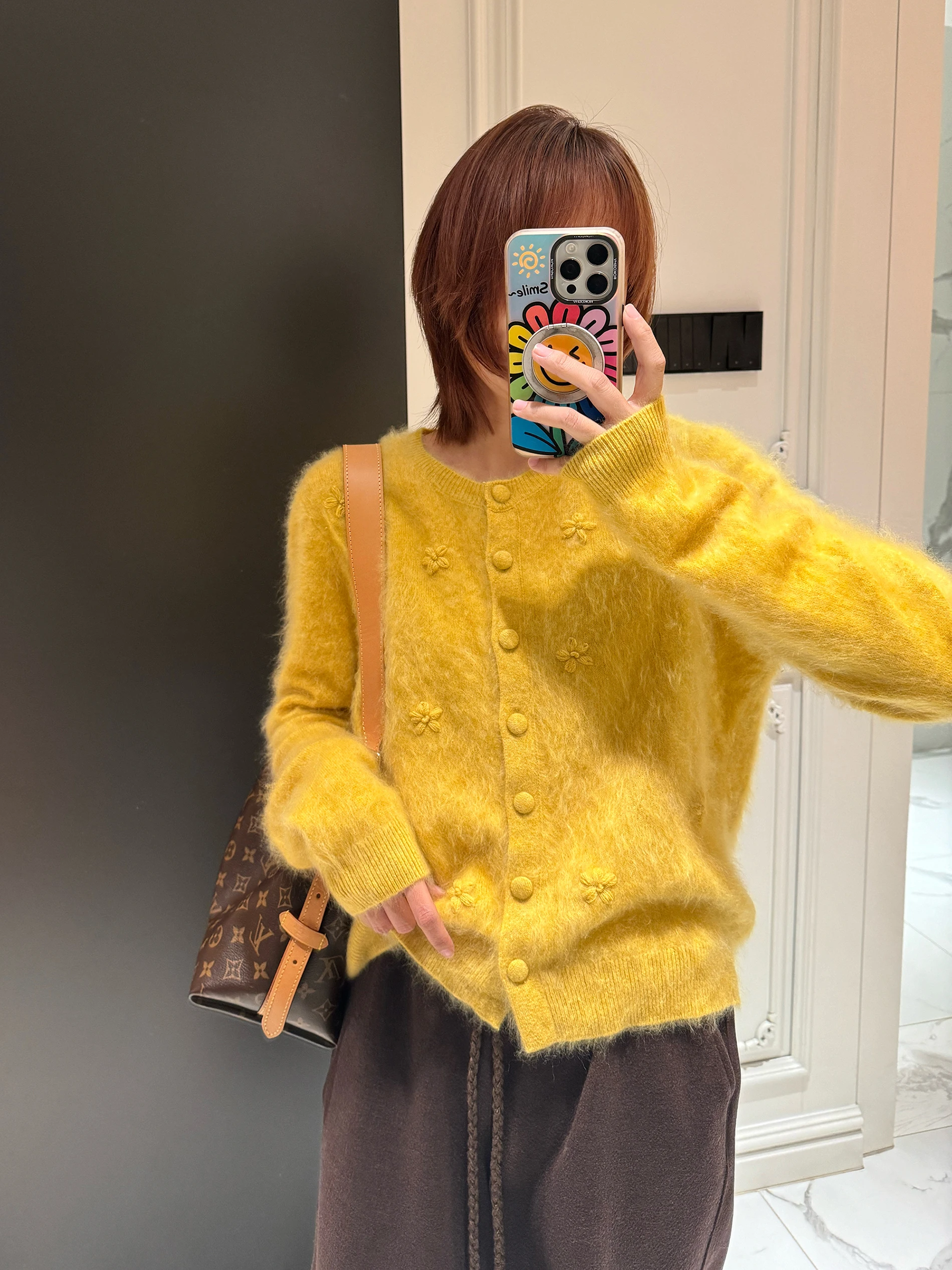 Женский вязаный шерстяной кардиган Princ Sle с круглым вырезом, мягкий, с длинными рукавами, для повседневной носки
Женский вязаный шерстяной кардиган Princ Sle с круглым вырезом, мягкий, с длинными рукавами, для повседневной носки