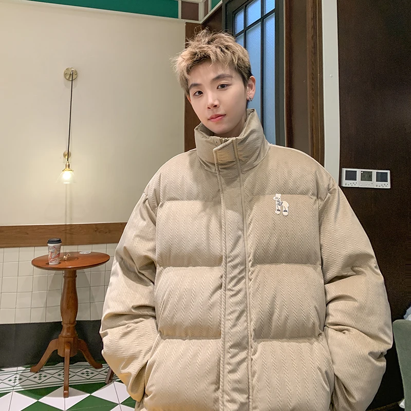 Мужская вельветовая куртка-пуховик на зиму, утепленная, в американском стиле, модный бренд, для подростков, повседневная одежда
Мужская вельветовая куртка-пуховик на зиму, утепленная, в американском стиле, модный бренд, для подростков, повседневная одежда