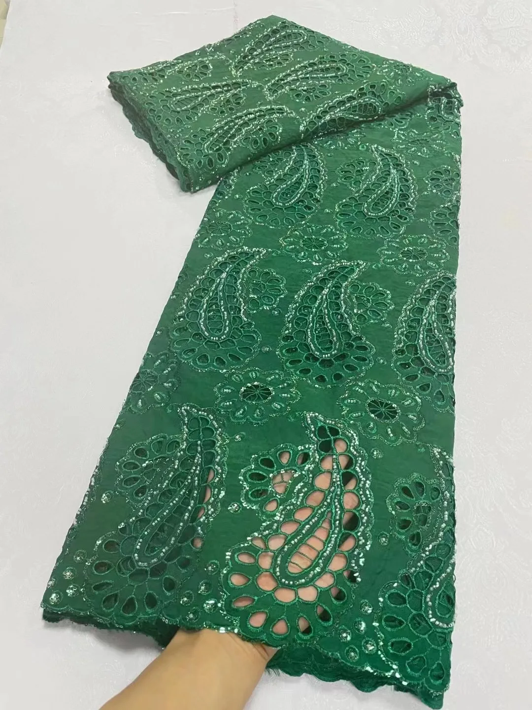 Nigerian Lace Fabric 2023 High Quality Lace African Lace Fabric Cotton Lace Guipure Cord Lace Fabric For Wedding Party Sewing
Nigerian Lace Fabric 2023 High Quality Lace African Lace Fabric Cotton Lace Guipure Cord Lace Fabric For Wedding Party Sewing