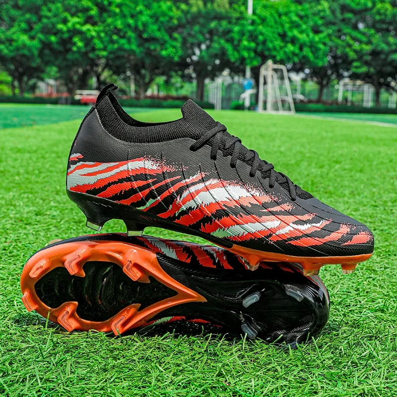 New Men Football Boots Sport Ultralight Non-Slip Outdoor Adult Cleats Match Unisex Soccer Shoes Comfortable Grass High-quality
New Men Football Boots Sport Ultralight Non-Slip Outdoor Adult Cleats Match Unisex Soccer Shoes Comfortable Grass High-quality