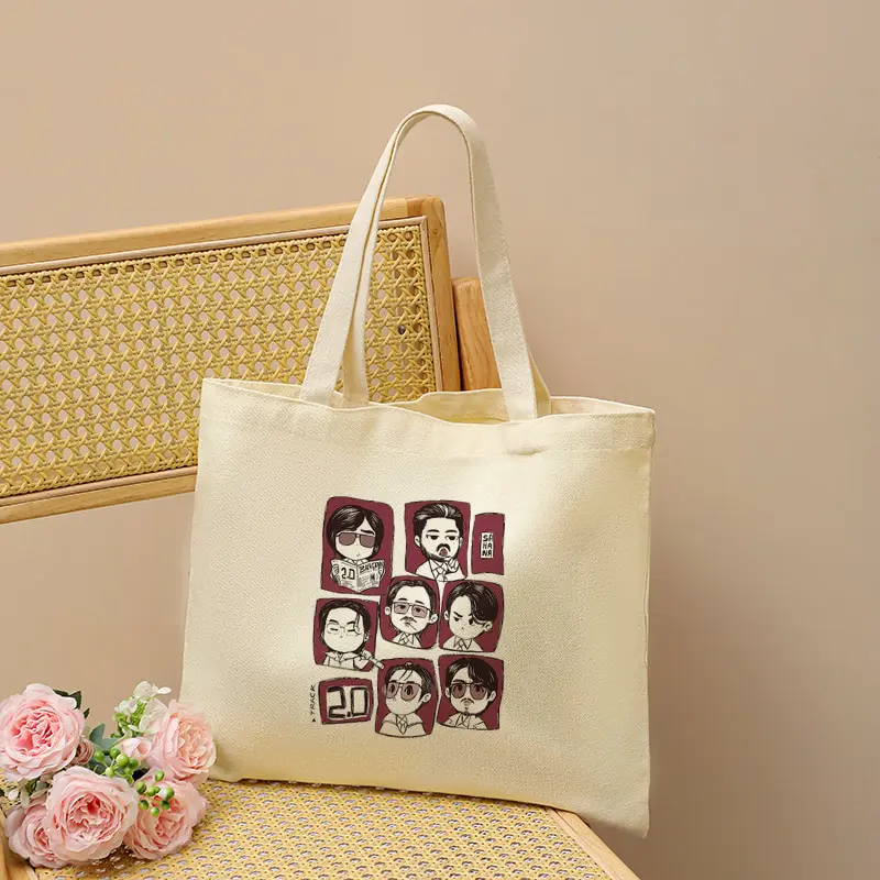 Arirang World Tour 2026 Canvas Tote Bag Aesthetic Shoulder Bag Art Tote Bags Reusable Grocery Bags for Women Kpop Fan Gift
Arirang World Tour 2026 Canvas Tote Bag Aesthetic Shoulder Bag Art Tote Bags Reusable Grocery Bags for Women Kpop Fan Gift
