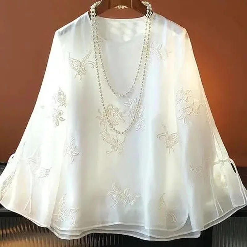 Cheongsam Women's Plus Size Tops 2024 Spring Organza Fabric Embroidery Ruffles Splicing Chinese Style Thin Qipao Shirts Woman
Cheongsam Women's Plus Size Tops 2024 Spring Organza Fabric Embroidery Ruffles Splicing Chinese Style Thin Qipao Shirts Woman