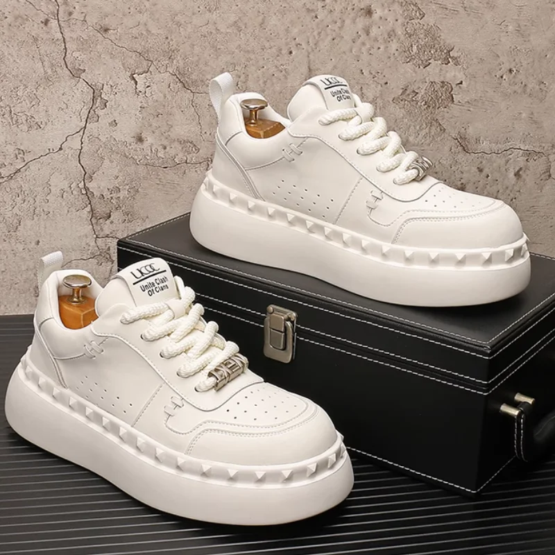 Red men's height-increasing casual board shoes, men's simple and versatile white sneakers, youth trendy shoes b33
Red men's height-increasing casual board shoes, men's simple and versatile white sneakers, youth trendy shoes b33