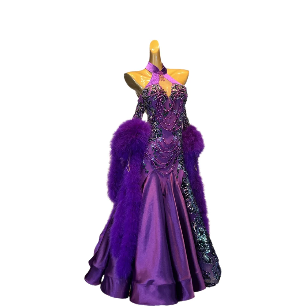 Костюм для латиноамериканских танцев с камнями AB, для женщин и детей, высококачественный, на заказ, с вышивкой, современная юбка, платье для выступлений по самбе
Костюм для латиноамериканских танцев с камнями AB, для женщин и детей, высококачественный, на заказ, с вышивкой, современная юбка, платье для выступлений по самбе