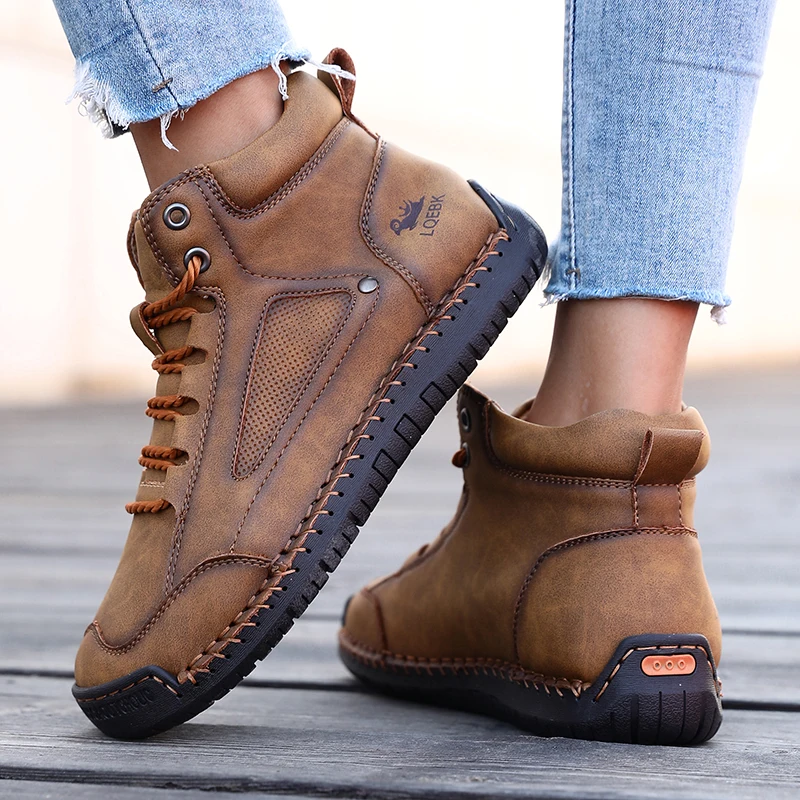 Retro Workwear High Top Sports Shoes Men Leather Upper Women Stitching Details Breathable Holes Classic Retro Street Style 2025
Retro Workwear High Top Sports Shoes Men Leather Upper Women Stitching Details Breathable Holes Classic Retro Street Style 2025